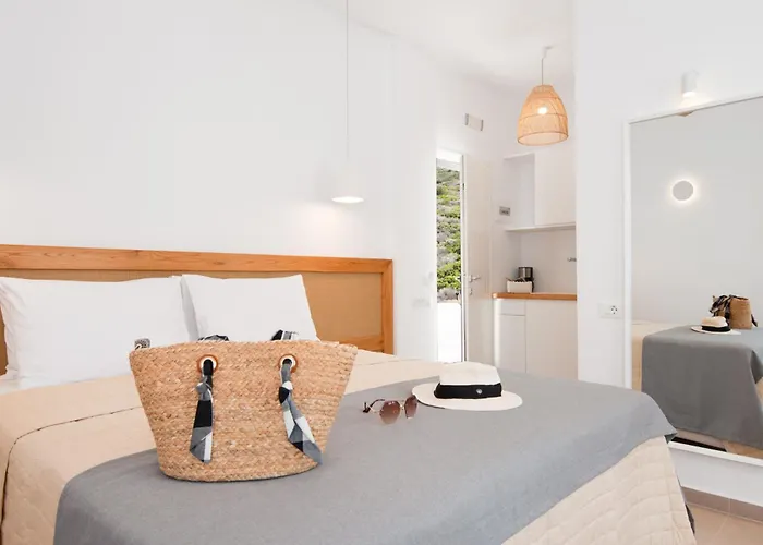 Mirtia Отель 2*